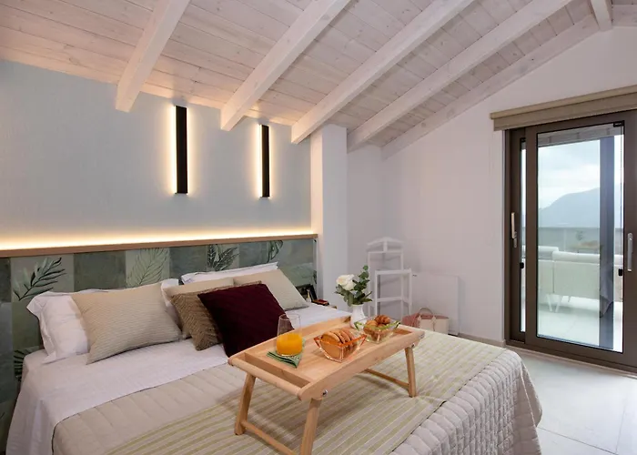 Flos Apartments