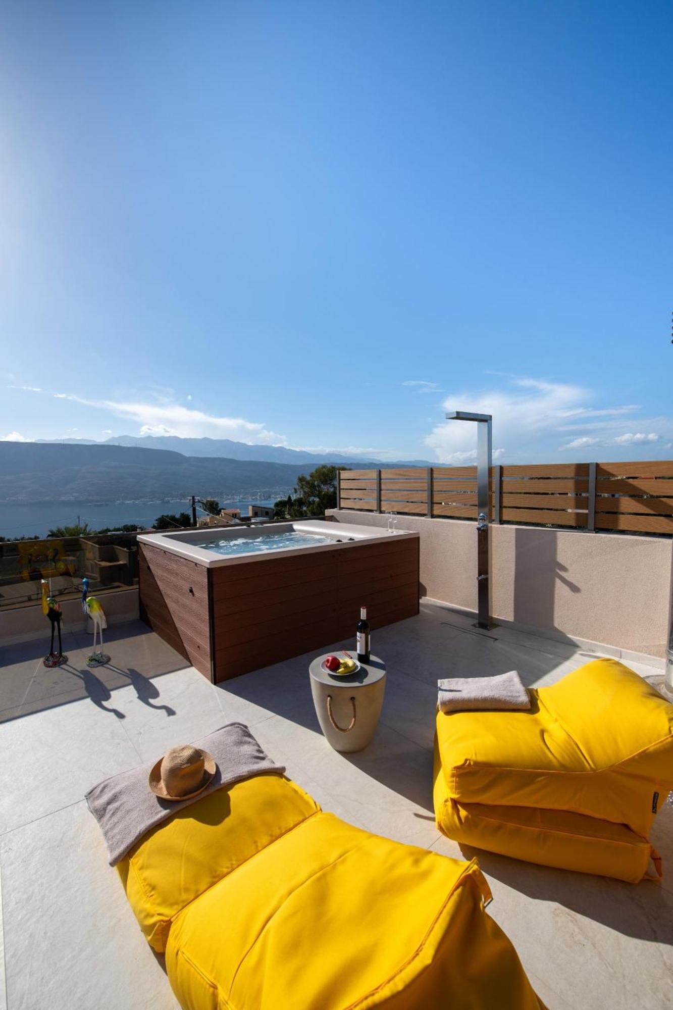 Flos Appartement *