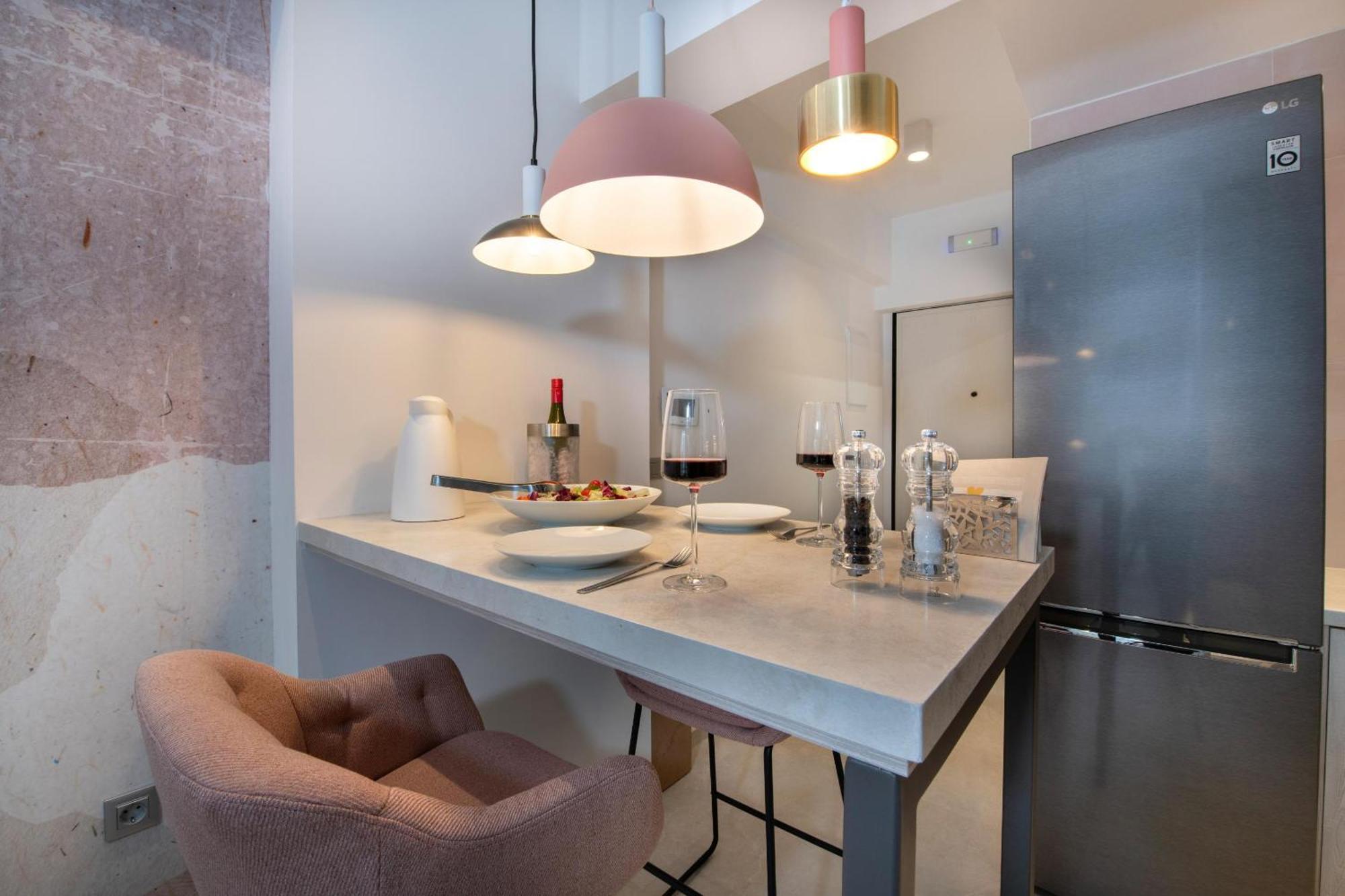 Flos Appartement *